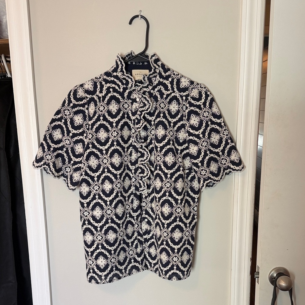 Sezane Navy & White Ruffled Lace-Pattern Short Sleeve Top